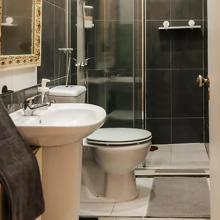 Homestay Aquilla Family 204 Lisbon